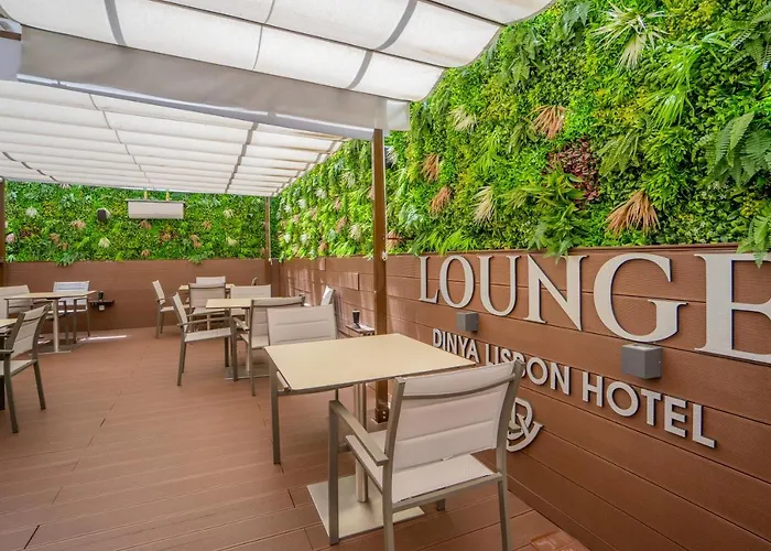Dinya Lisbon Hotel&Lounge Bar